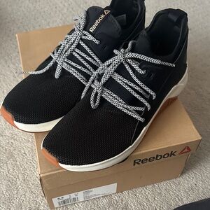 Reebok Women Guresu 2.0 size 8.5